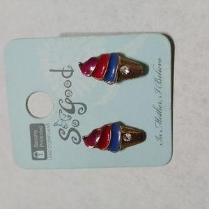 Womans  Earrings  So Good  Ice Cream Cones
